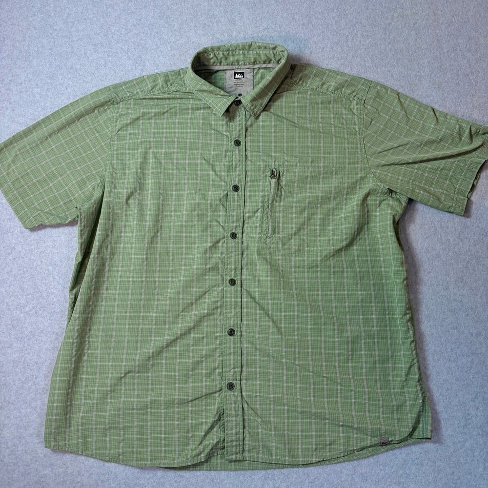 REI Mens XXL Green Plaid Short Sleeve Hiking Button Down Shirt 794433 May 2010